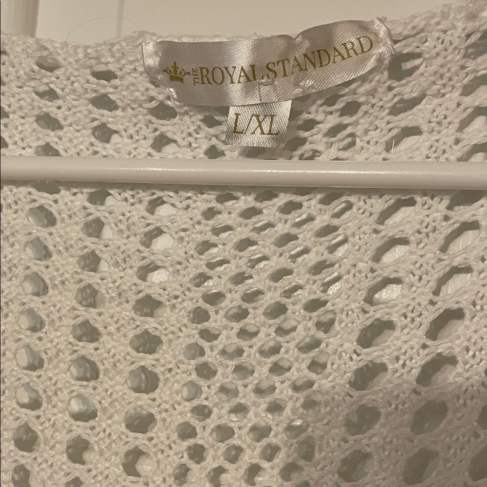 Royal Standard White Crochet Top - Picture 3 of 10